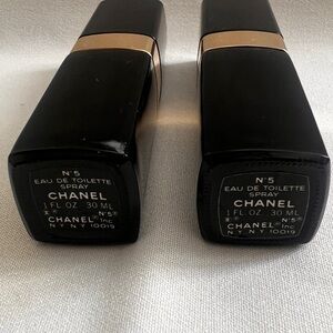 CHANEL N°5 Eau de Toilette in Black and Gold